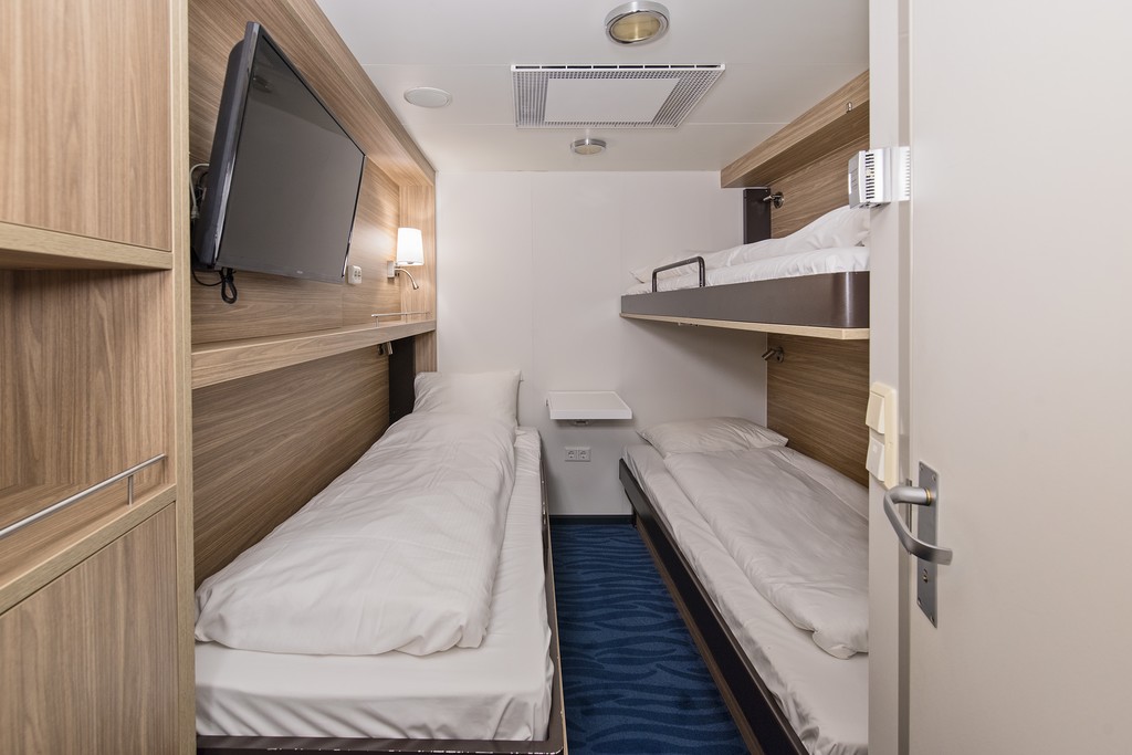 Hurtigruten MS Nordkapp Polar Inside Upper deck 3 Travellers b.jpg